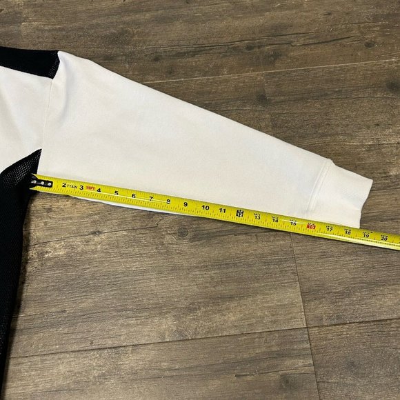 NWT Under Armour Women Volleyball Oversized‎ Pullover Size Medium $60 Mesh - Picture 6 of 8